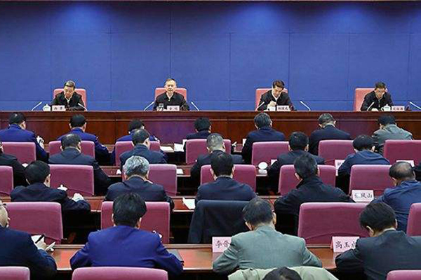 國務(wù)院安委辦、應(yīng)急管理部召開全國煤礦安 全生產(chǎn)工作緊急視頻會議強(qiáng)調(diào) 深刻吸取煤礦重大事故教訓(xùn) 舉一反三抓好風(fēng)險防控 確保歲末年初安 全形勢穩(wěn)定